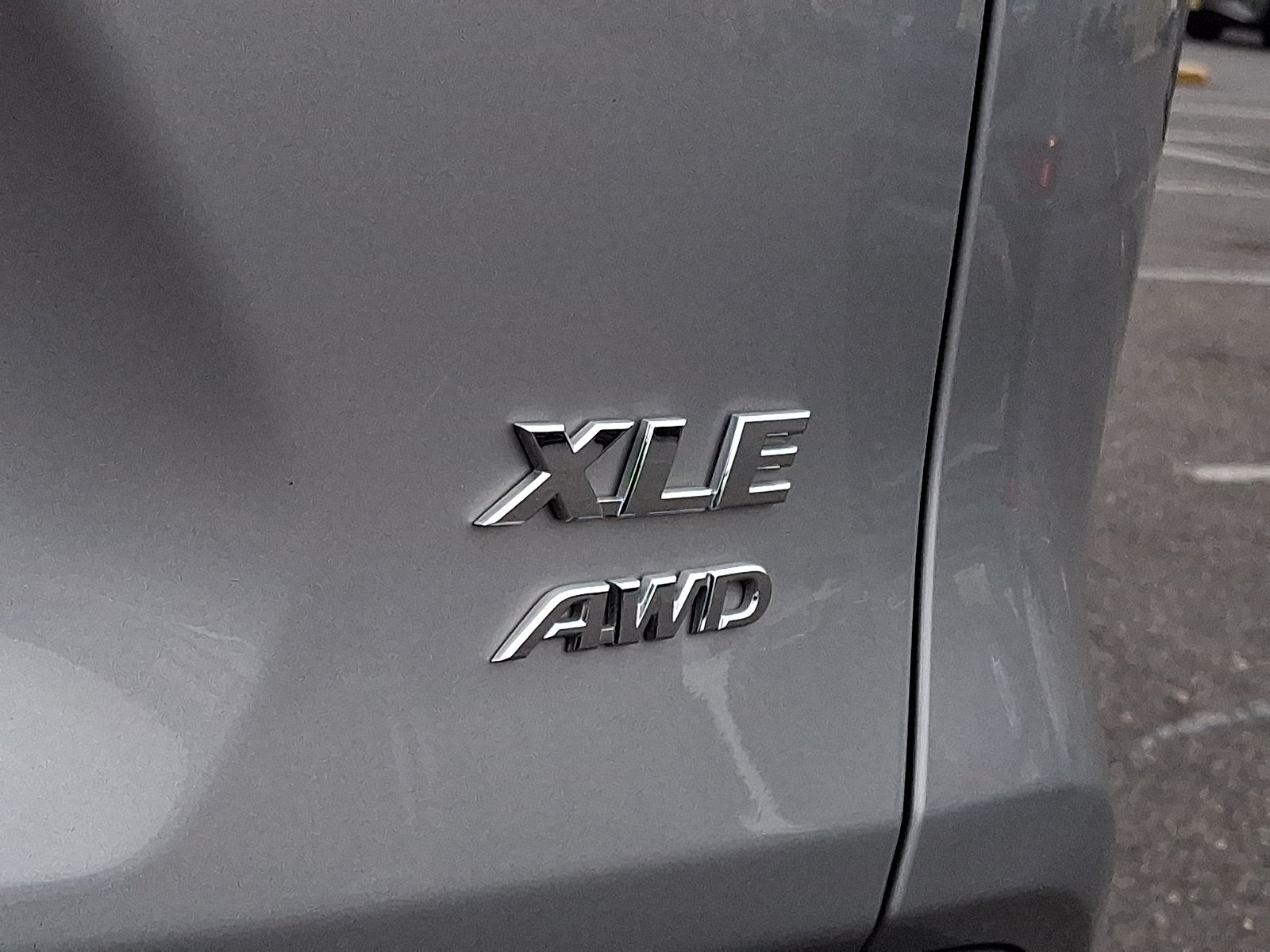 Used 2022 Toyota RAV4 XLE w/ Convenience Package AWD/4WD image 30