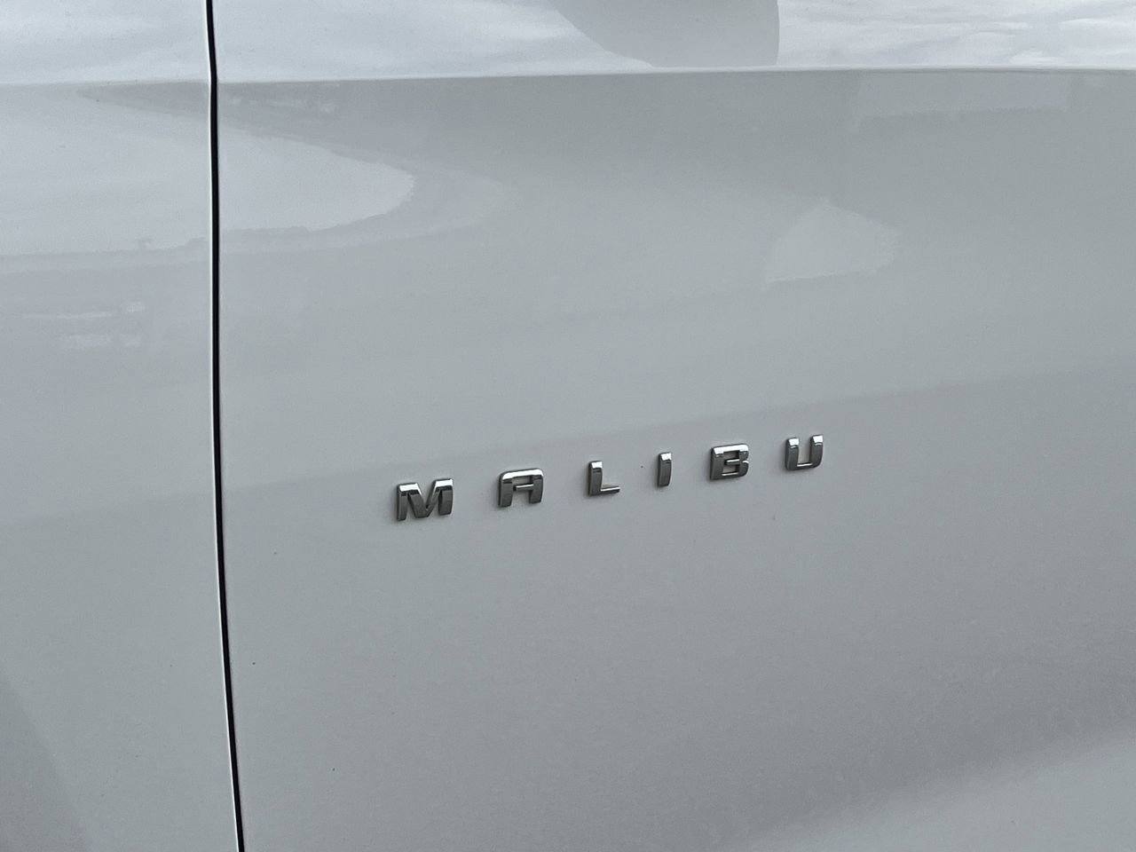 Used 2019 Chevrolet Malibu LS image 32