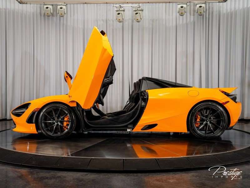 Used 2023 McLaren 720S Luxury image 19