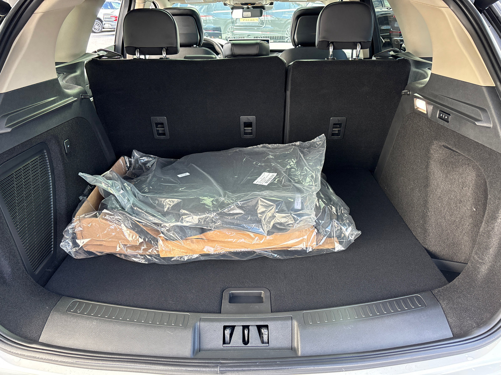 New 2026 Lincoln Corsair Reserve image 9