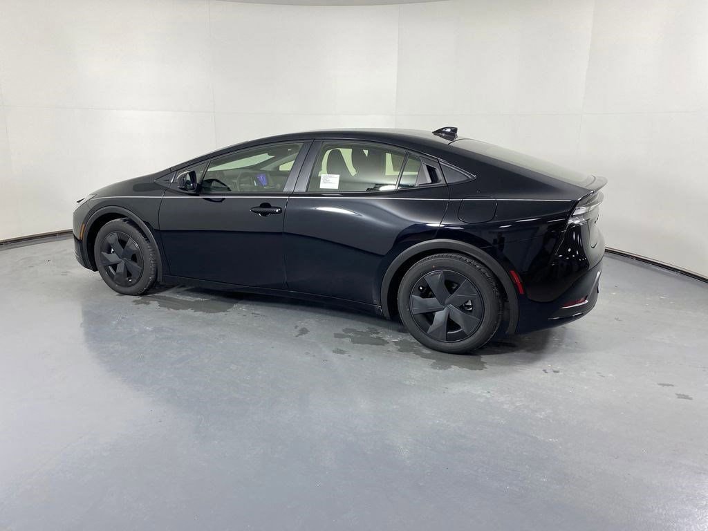 New 2026 Toyota Prius SE image 5