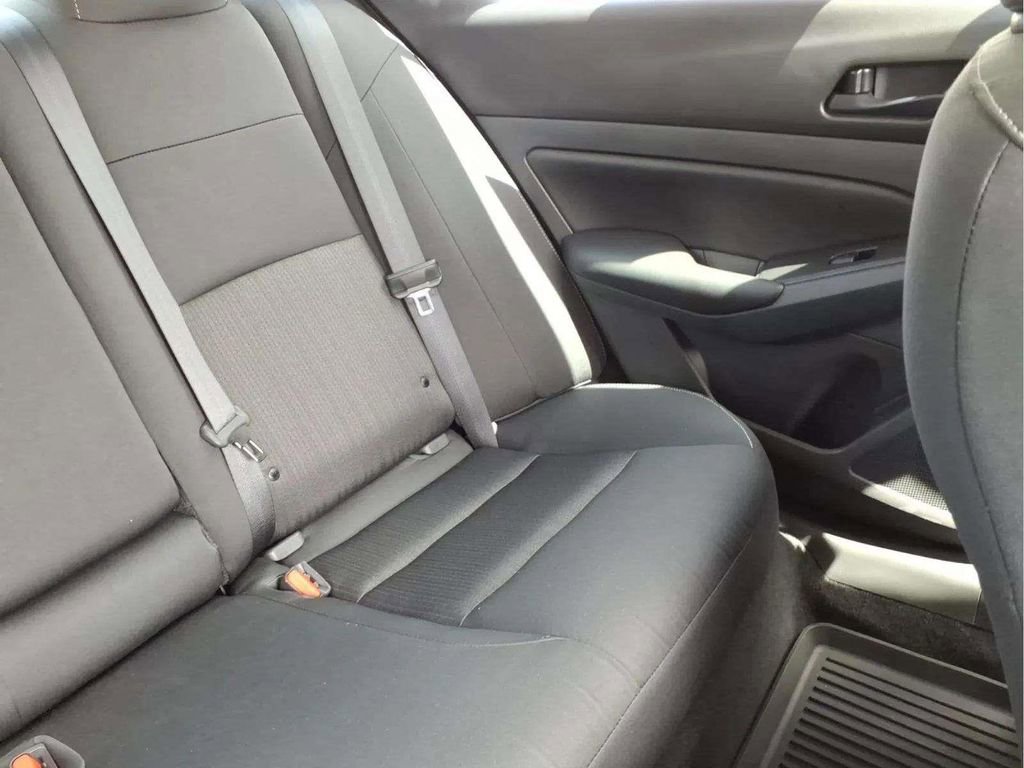 Used 2025 Nissan Altima 2.5 S image 18