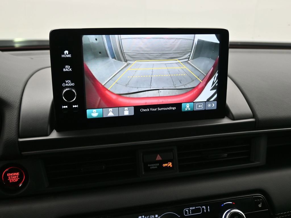 Used 2024 Honda Pilot Touring image 16