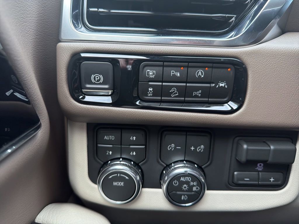 New 2026 GMC Yukon Denali image 27