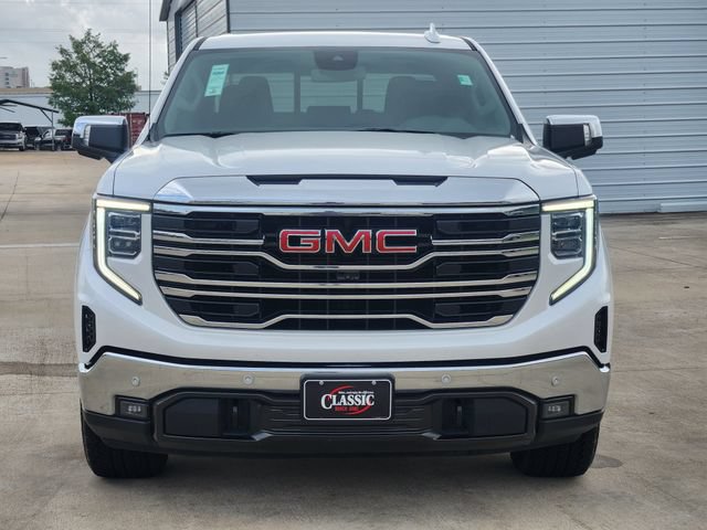 Used 2024 GMC Sierra 1500 SLT RWD image 2