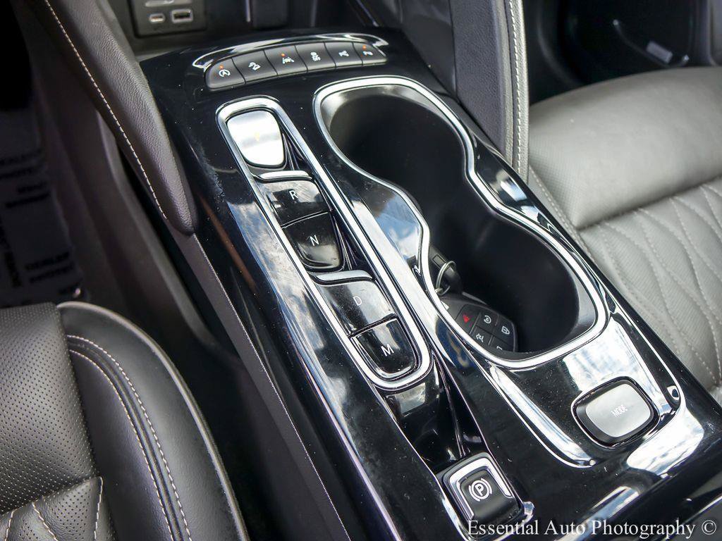 Used 2023 Buick Envision Avenir AWD/4WD image 20