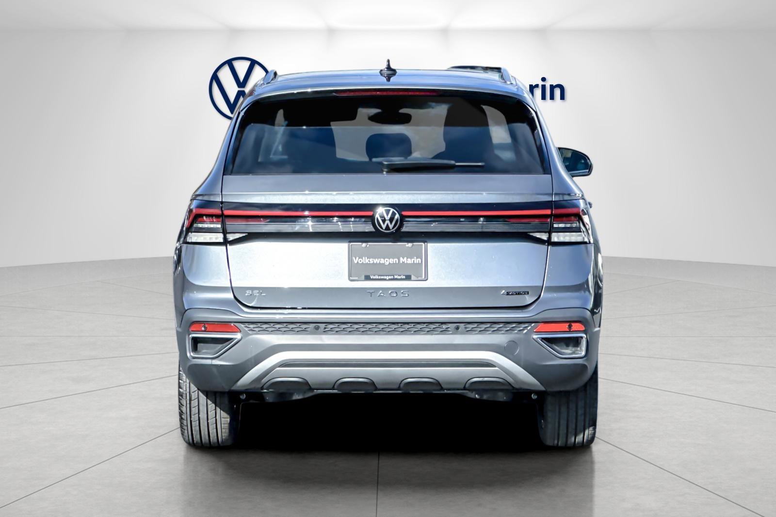 New 2026 Volkswagen Taos SEL image 4