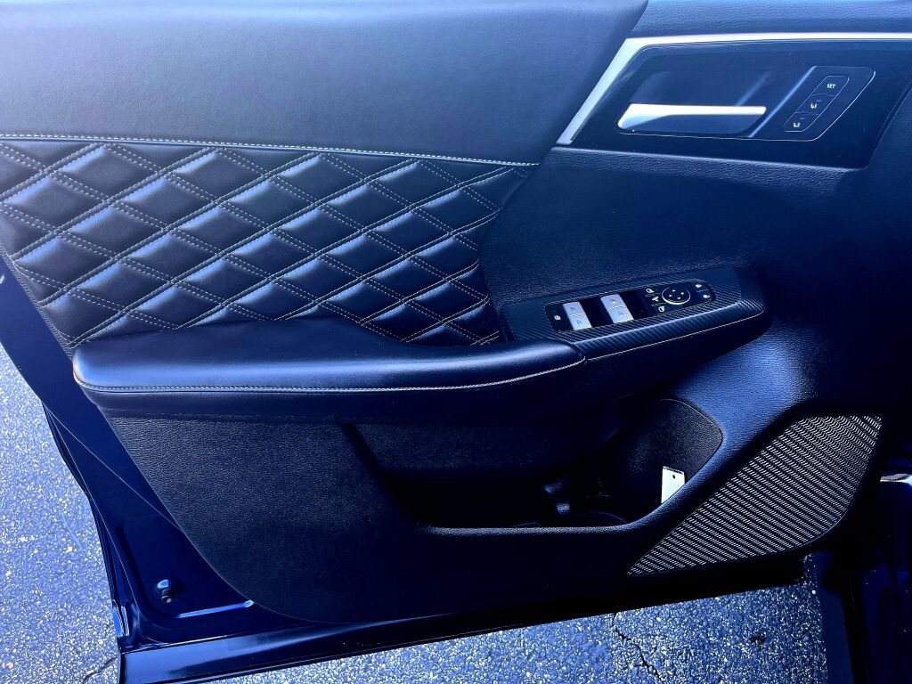 Used 2024 Mitsubishi Outlander SEL image 11