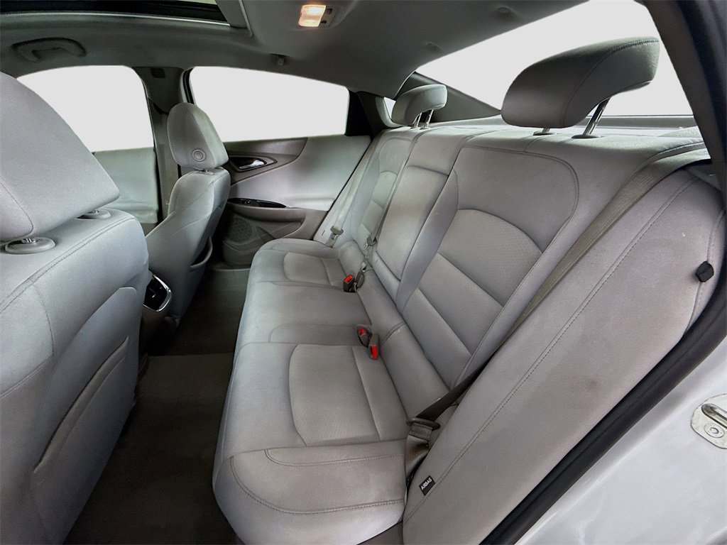 Used 2022 Chevrolet Malibu LT image 22