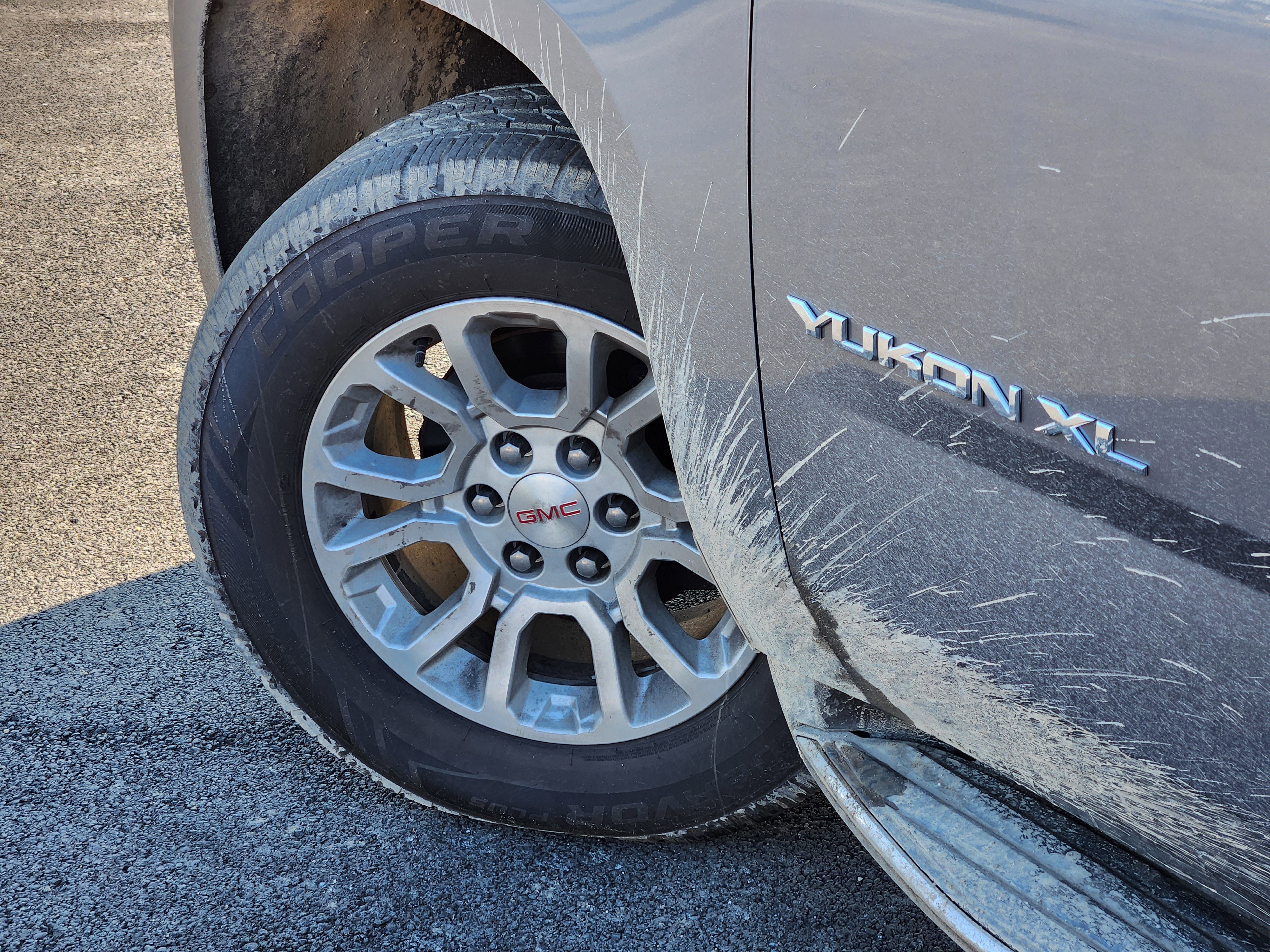 Used 2020 GMC Yukon XL SLT image 12
