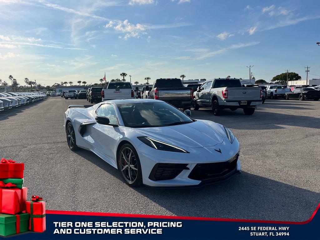 Used 2021 Chevrolet Corvette Stingray Preferred Conv w/ Z51 Performance Package image 2