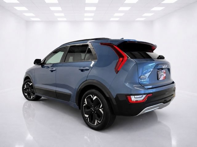 Used 2023 Kia Niro Wave w/ Wave Preserve Package FWD image 7
