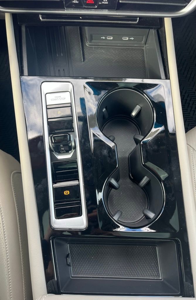 Certified 2025 Volkswagen Atlas SEL image 8