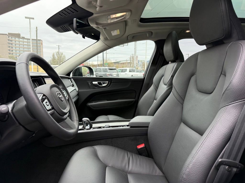 Used 2025 Volvo XC60 B5 Plus w/ Protection Package Premier image 14