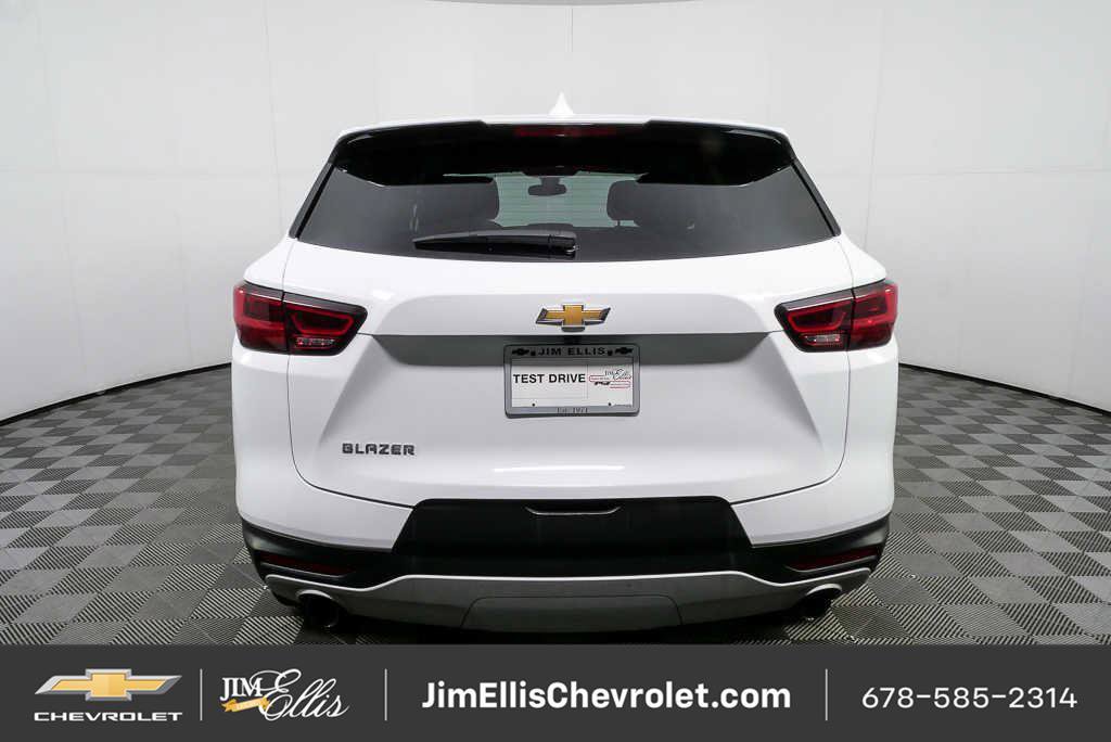 Certified 2025 Chevrolet Blazer LT FWD image 27