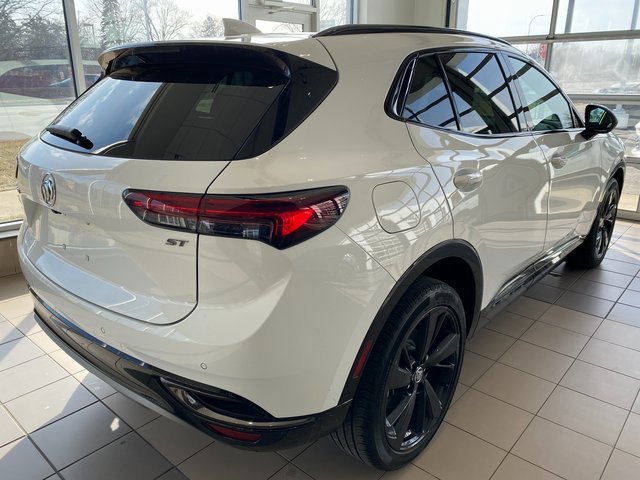 Used 2023 Buick Envision Essence w/ Sport Touring Package image 7