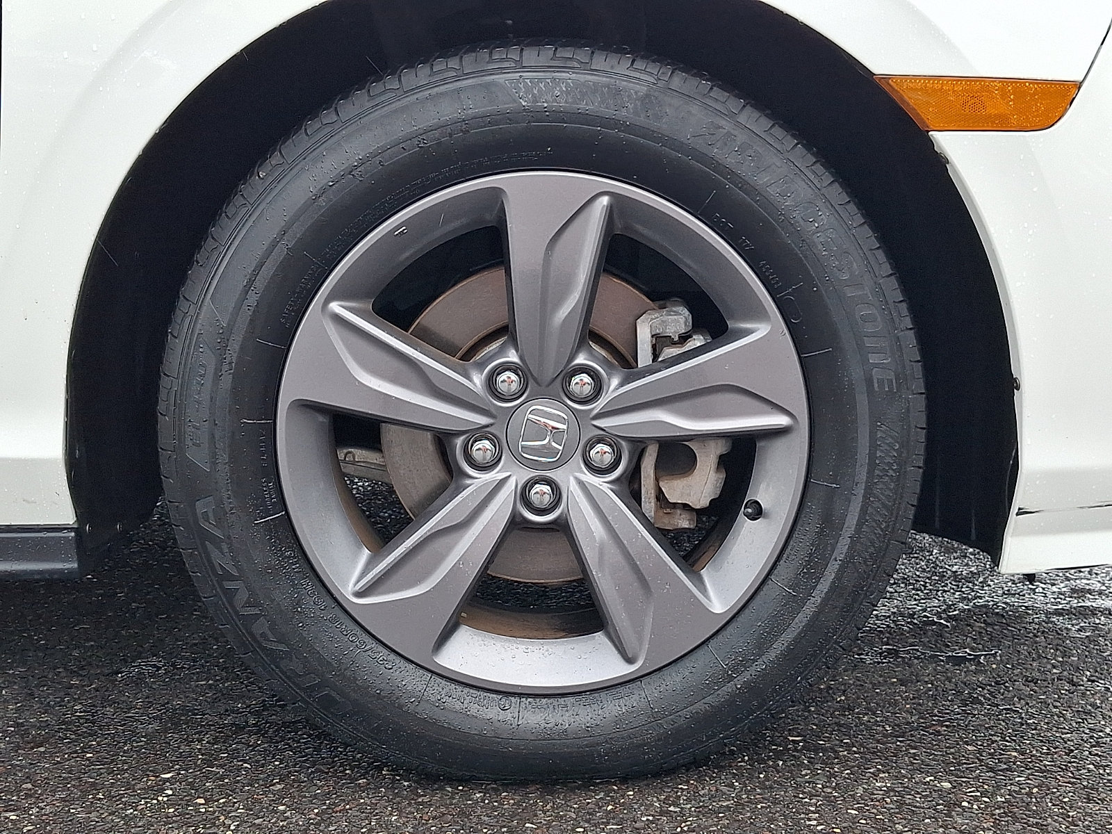 Used 2024 Honda Odyssey EX image 8