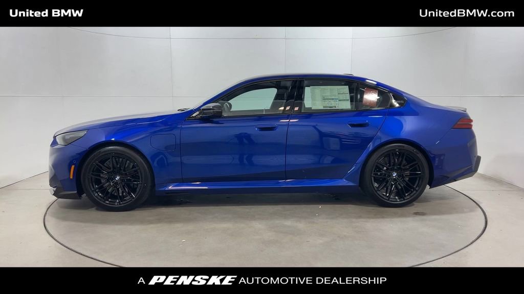 New 2026 BMW M5 w/ Carbon Package image 5