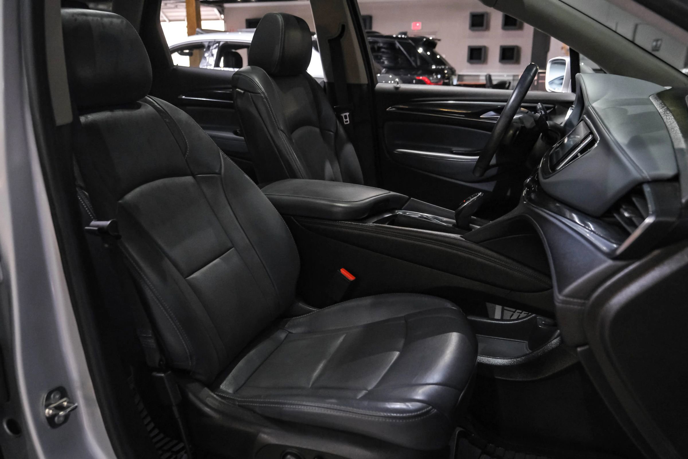 Used 2018 Buick Enclave Premium w/ Experience Buick Package image 32
