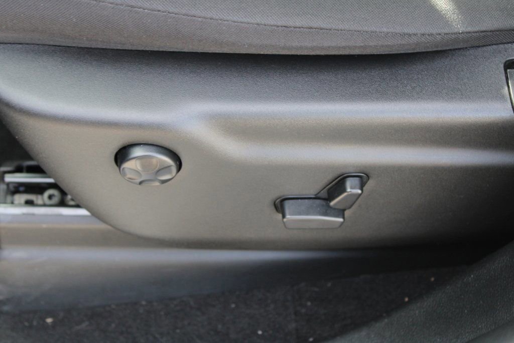 Used 2024 Dodge Durango R/T w/ Blacktop Package image 25