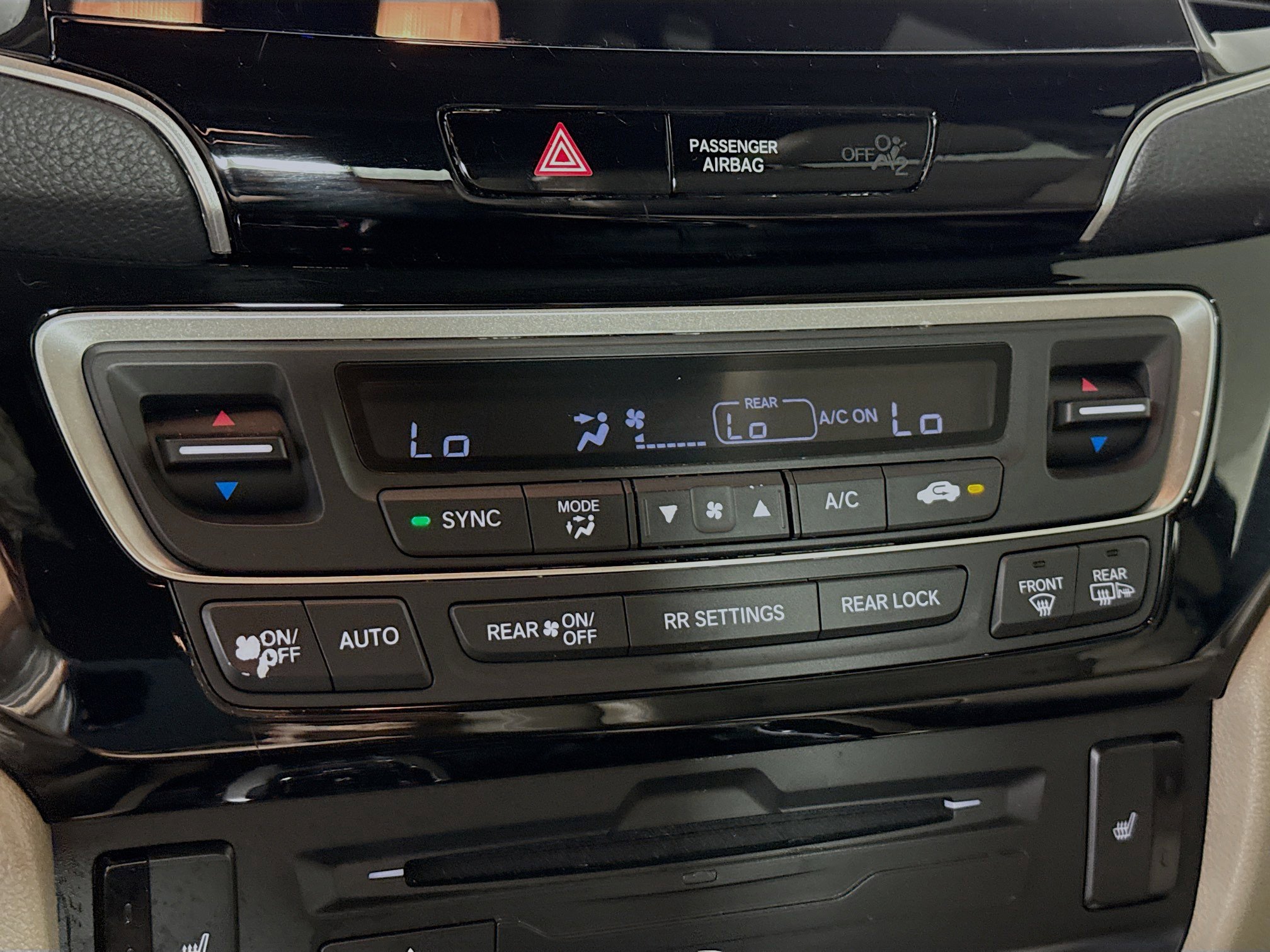 Used 2022 Honda Pilot Touring image 19