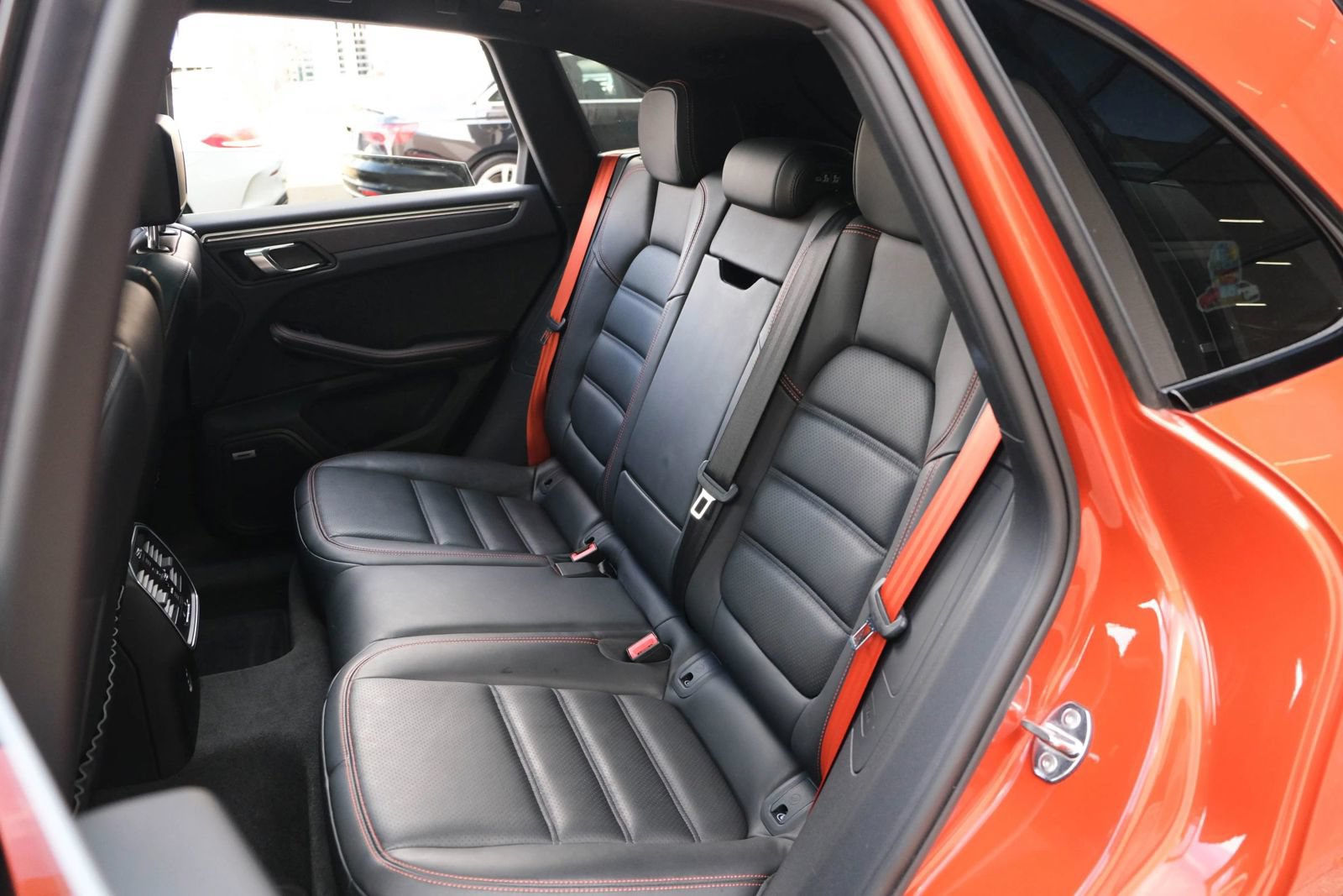 Used 2022 Porsche Macan GTS AWD/4WD image 42