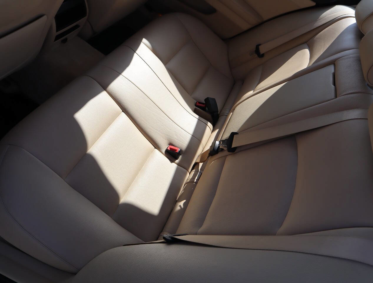 Used 2015 BMW 528i Sedan RWD image 26
