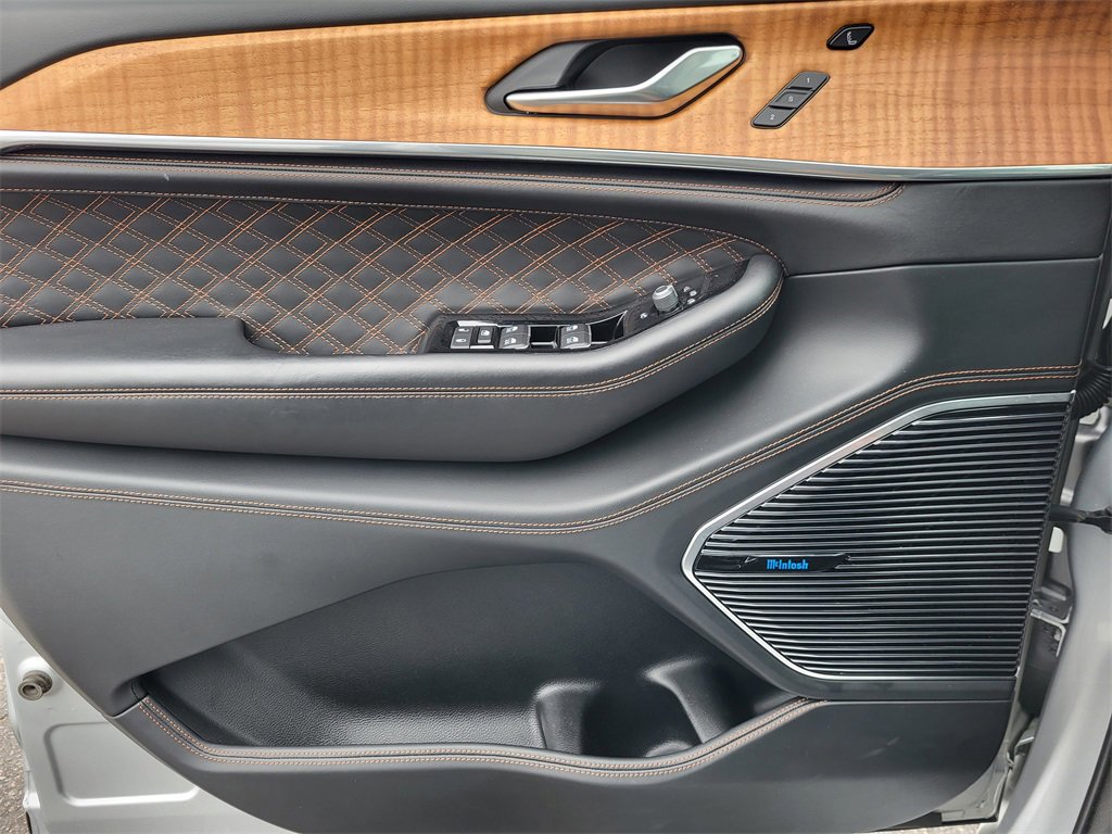 Used 2022 Jeep Grand Cherokee L Summit image 28