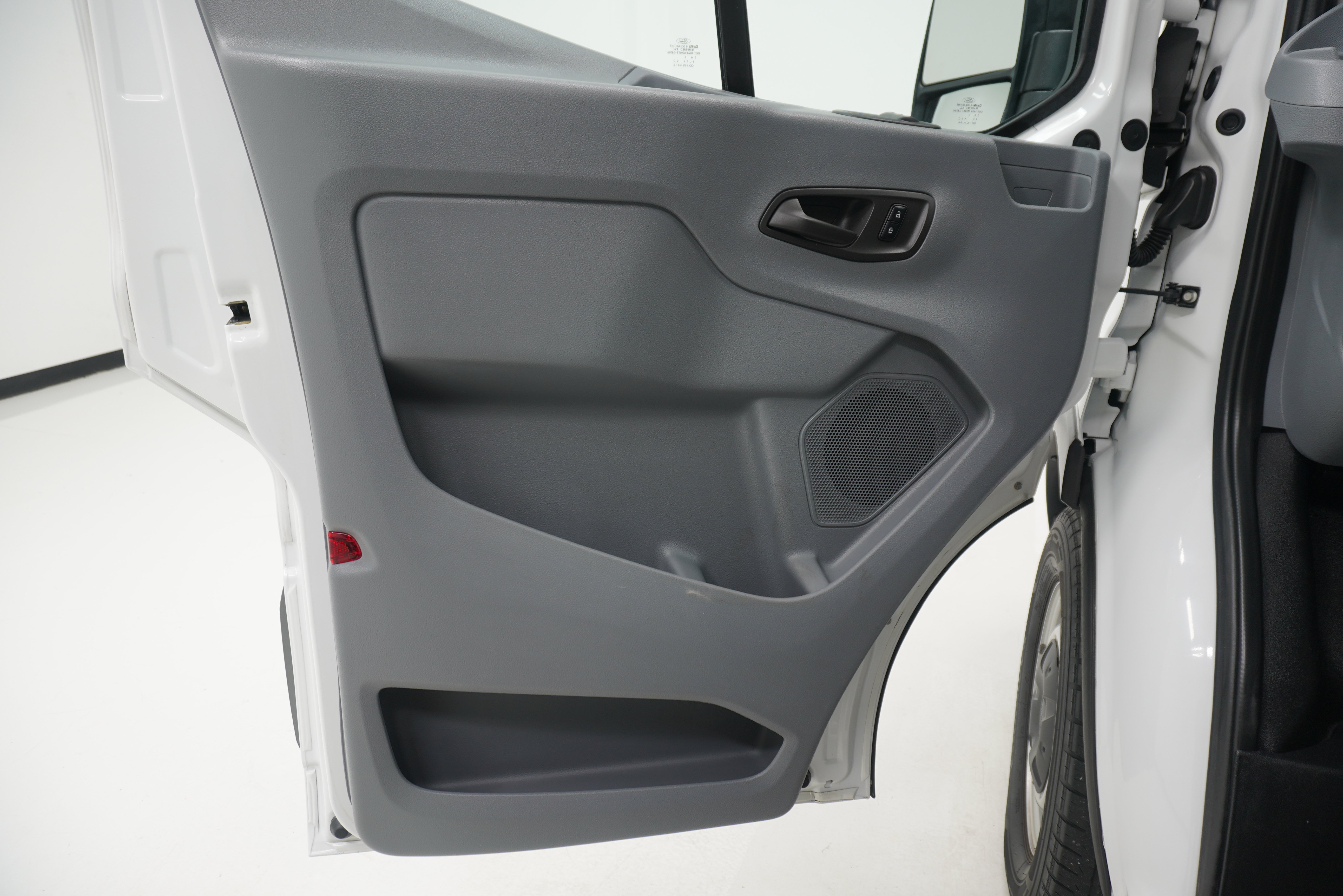 Used 2016 Ford Transit 150 148 Medium Roof RWD image 11
