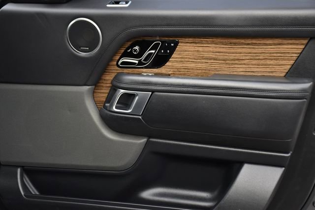 Used 2019 Land Rover Range Rover image 32