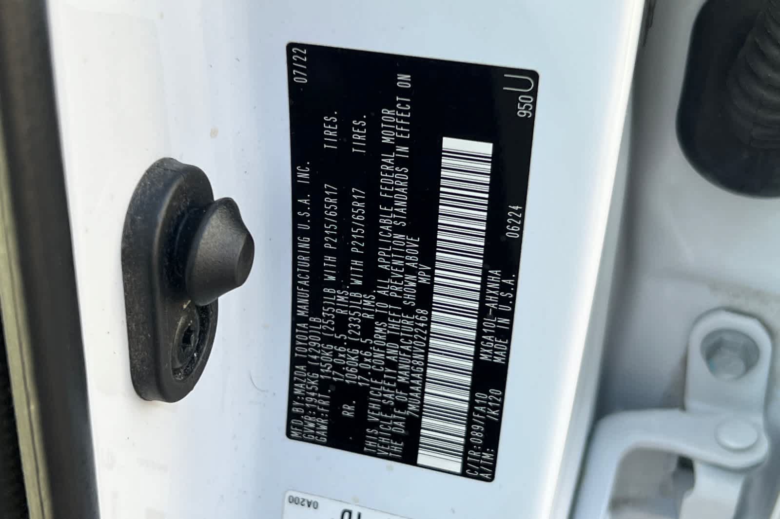 Certified 2022 Toyota Corolla Cross L FWD image 32
