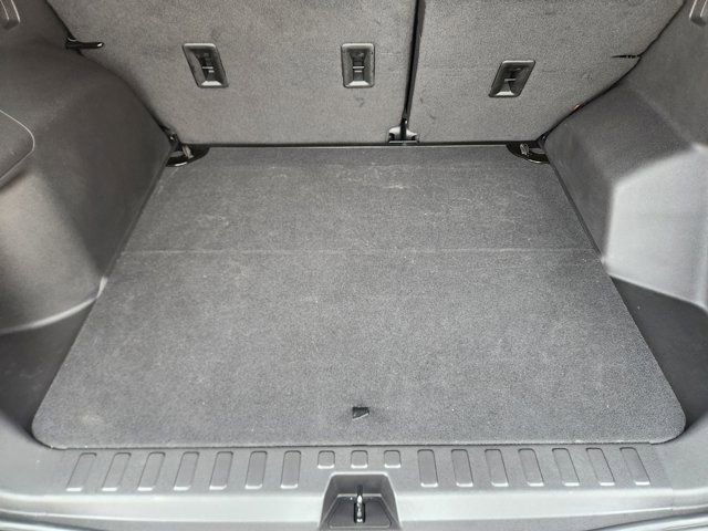 Used 2024 Chevrolet Equinox LT image 36