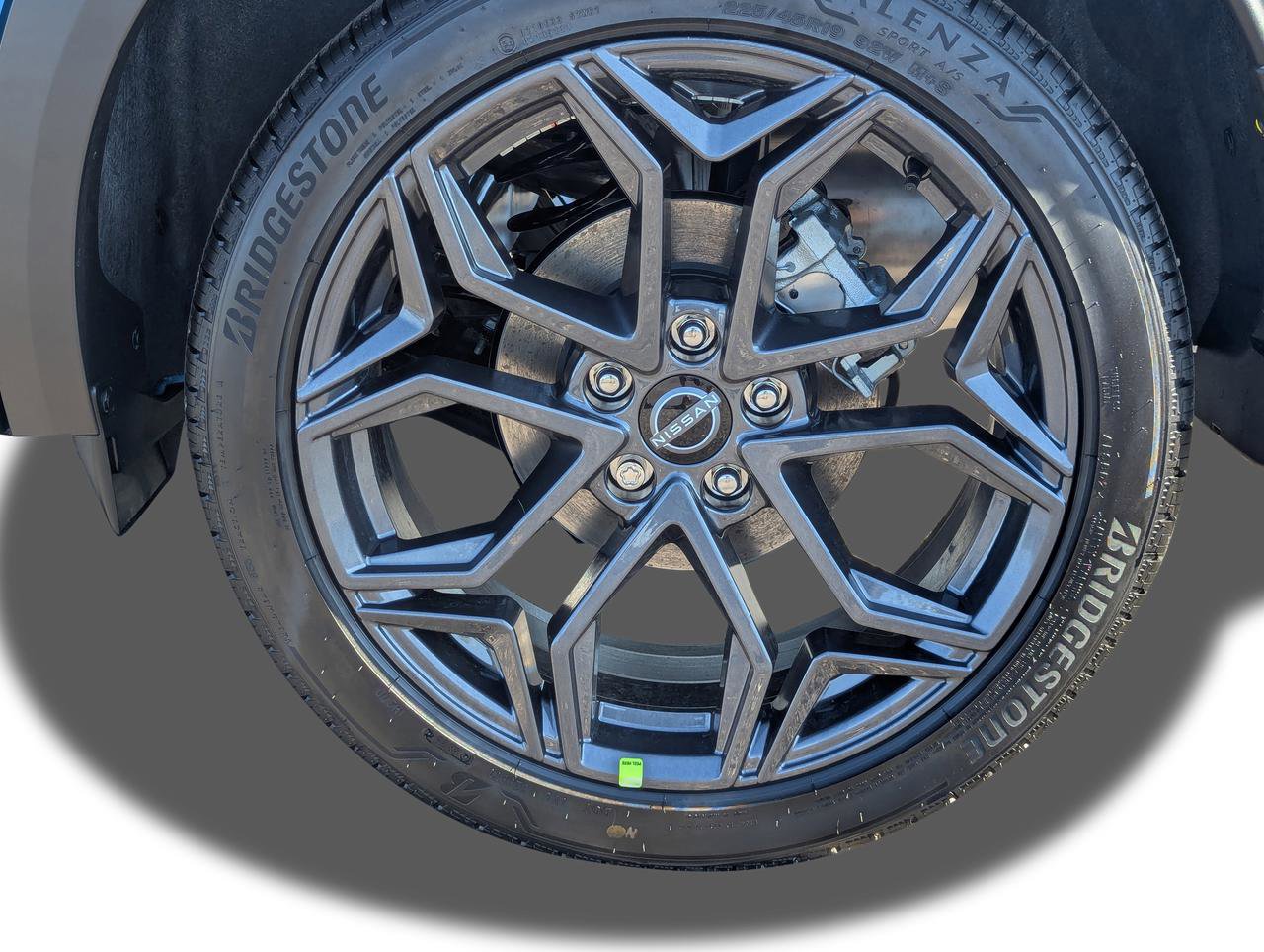 New 2026 Nissan Kicks SR w/ SR Premium Package FWD image 9