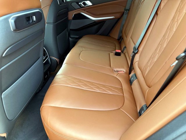 New 2026 BMW X5 xDrive50e w/ Executive Package AWD/4WD image 14