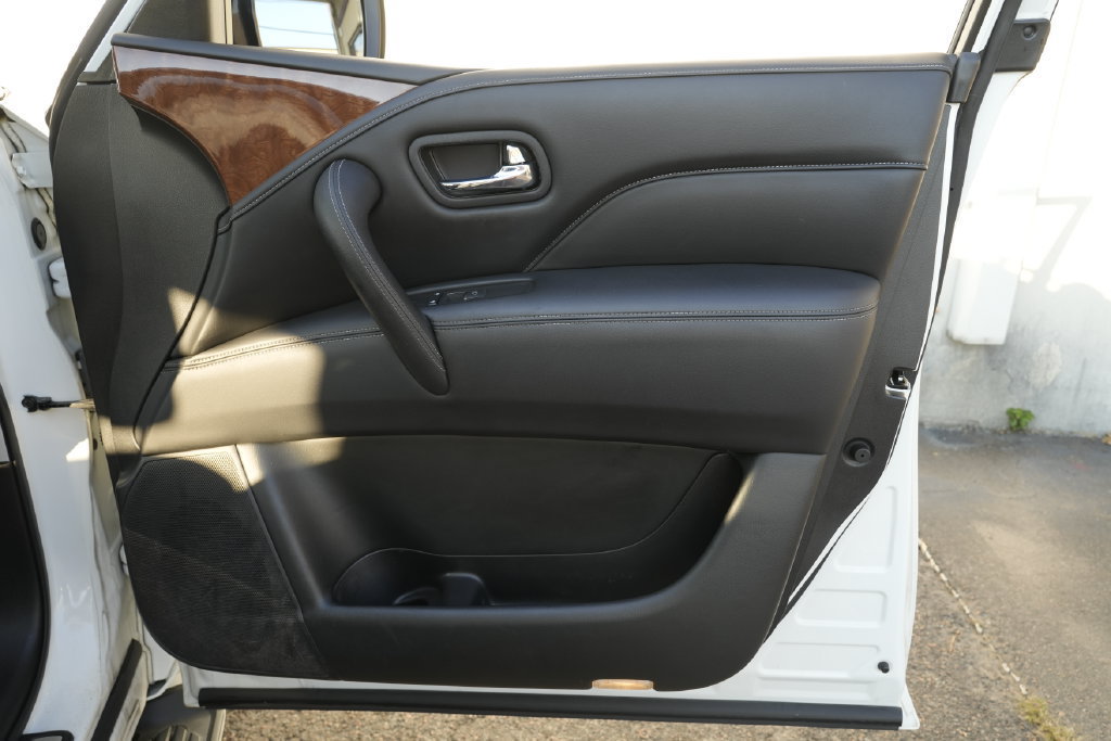 Used 2019 INFINITI QX80 Luxe AWD/4WD image 35