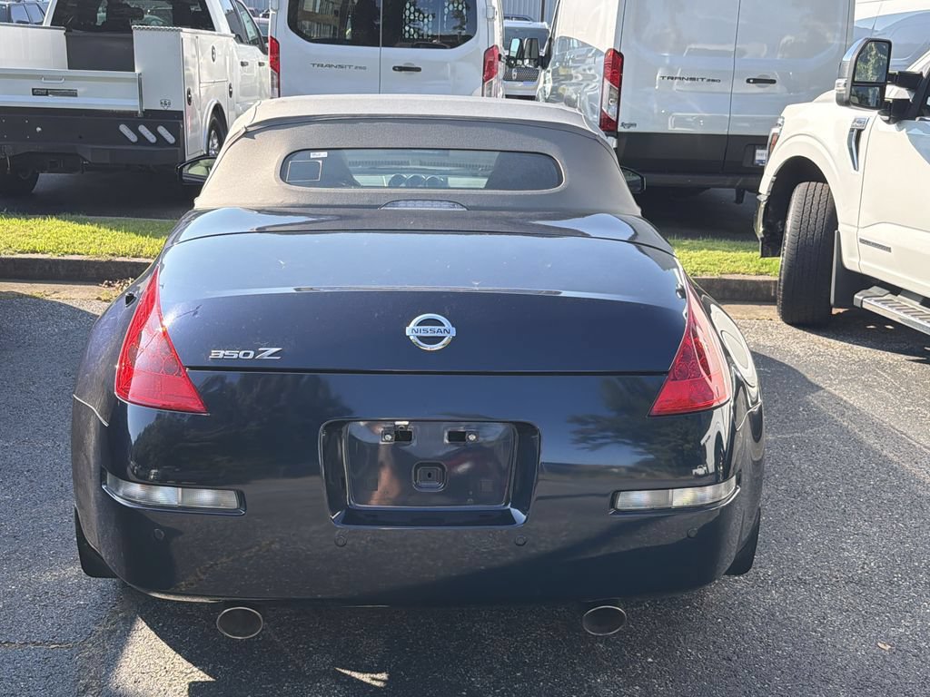 Used 2007 Nissan 350Z Touring RWD image 7