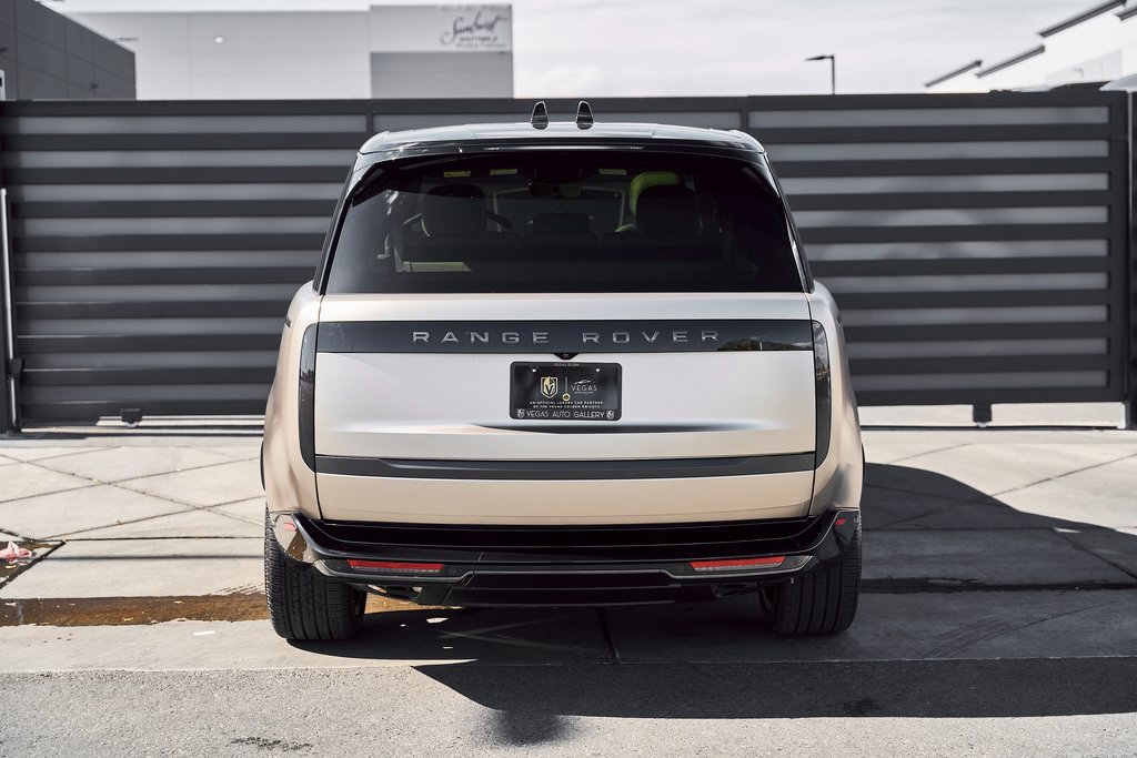 Used 2026 Land Rover Range Rover Long Wheelbase SE image 13