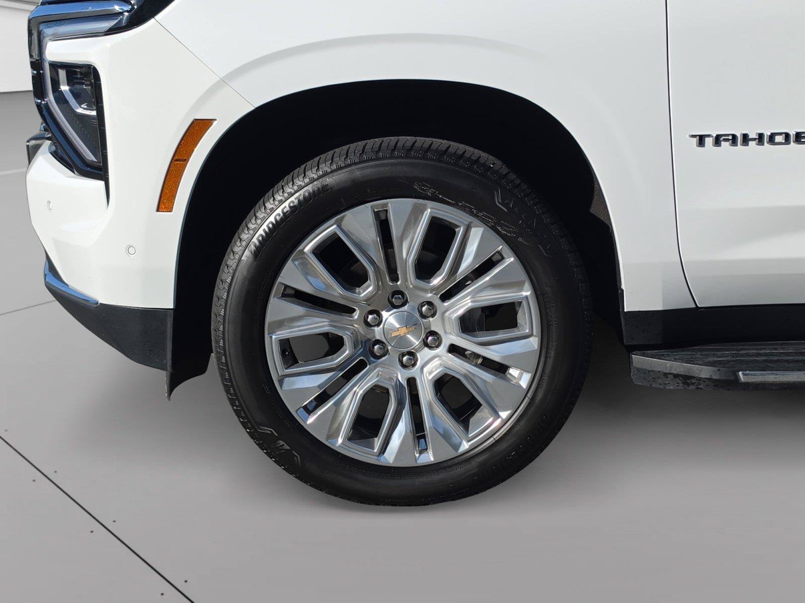 Used 2025 Chevrolet Tahoe LT AWD/4WD image 9