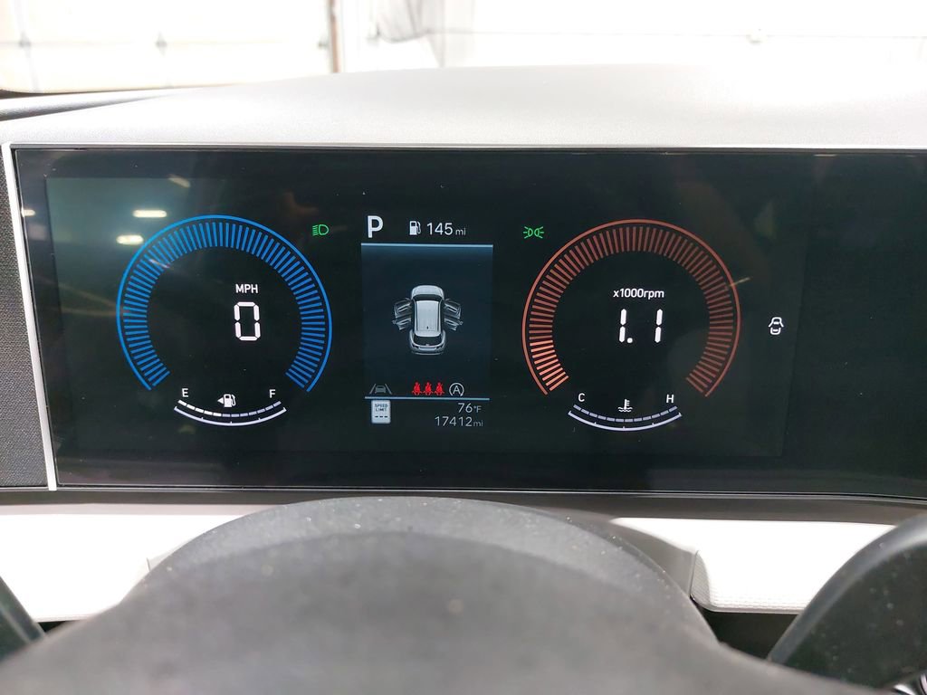 Certified 2025 Hyundai Tucson SE image 20