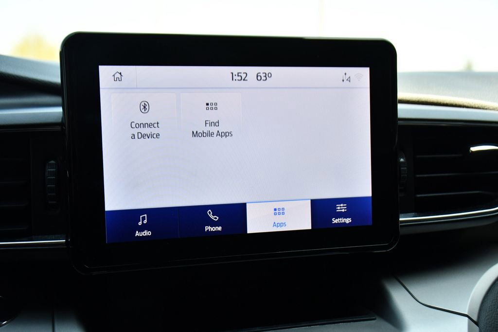 Used 2021 Ford Explorer XLT w/ Equipment Group 202A AWD/4WD image 33