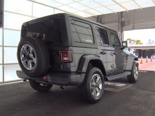 Used 2020 Jeep Wrangler Unlimited Sahara image 2