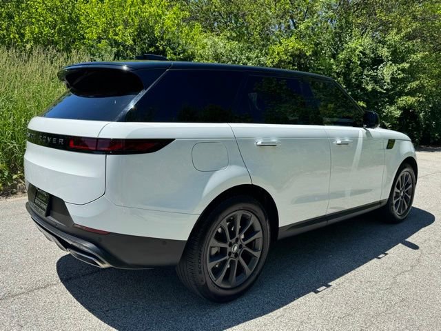 Used 2025 Land Rover Range Rover Sport SE AWD/4WD image 5