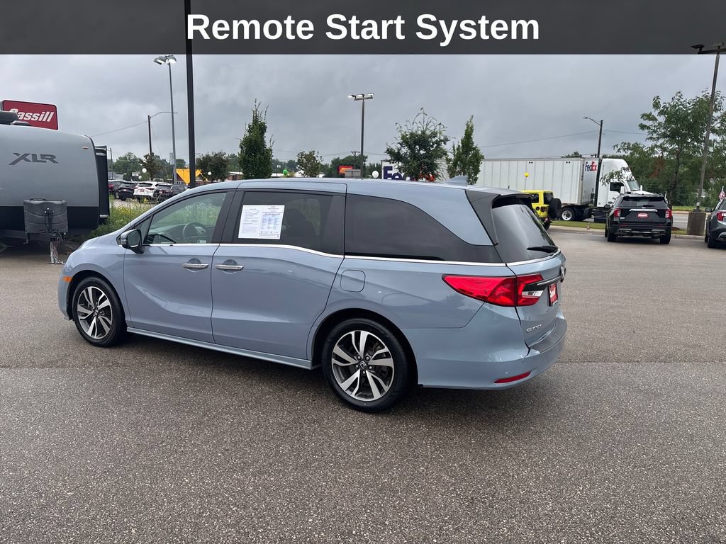 Used 2023 Honda Odyssey Touring image 3