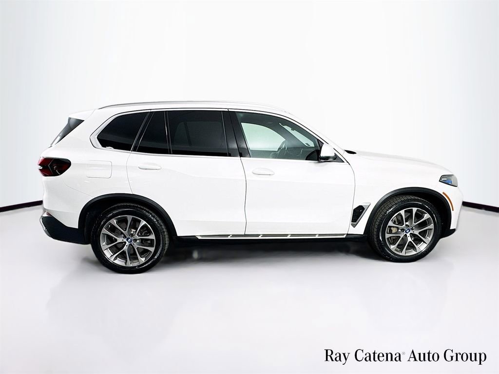 Certified 2024 BMW X5 xDrive50e w/ Premium Package image 8