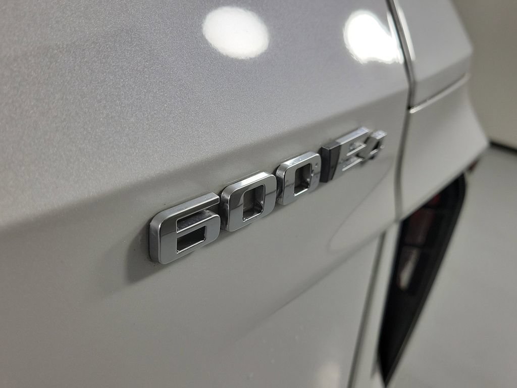 Used 2024 Cadillac Lyriq Sport AWD/4WD image 7