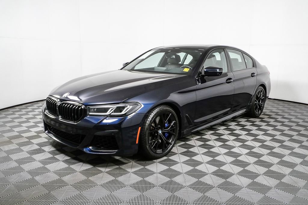 Used 2021 BMW M550i xDrive w/ Executive Package image 27