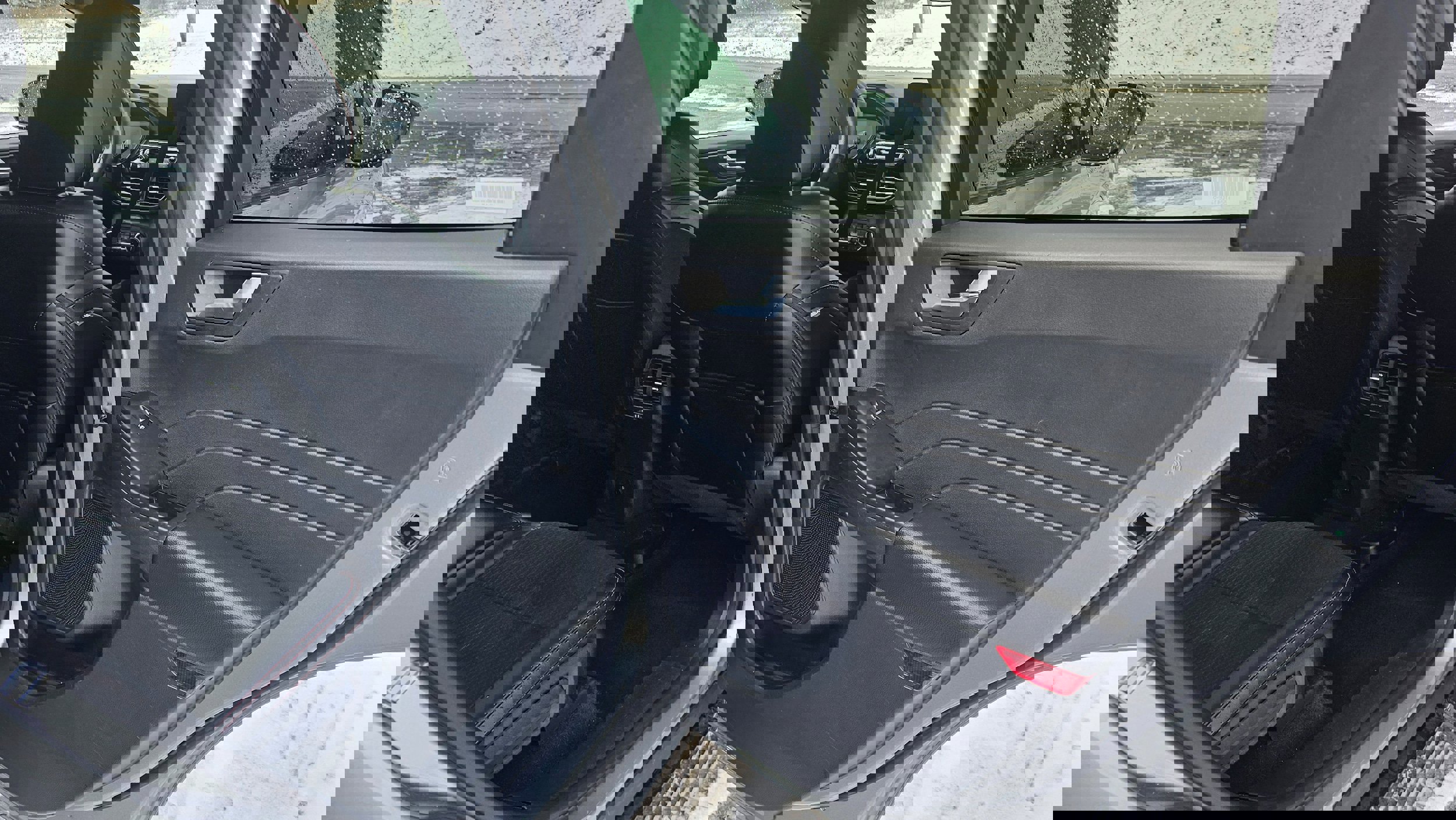 Used 2024 Ford Escape ST-Line image 12