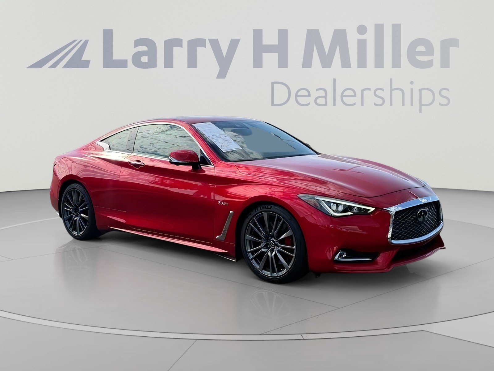 Used 2017 INFINITI Q60 Red Sport 400 RWD image 7