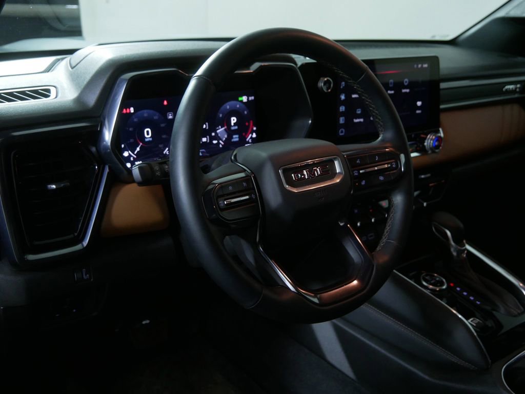 Used 2025 GMC Canyon AT4 w/ Technology Plus Package image 13