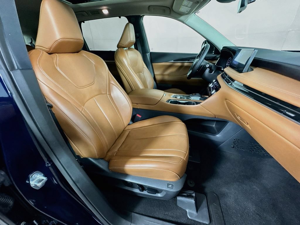Certified 2023 INFINITI QX60 Sensory w/ Cargo Package AWD/4WD image 40